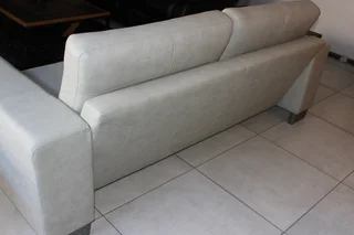 Couch two seater   (  Gary  )