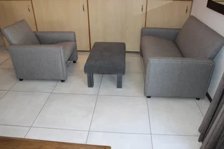 Footstool   ( Jesse )