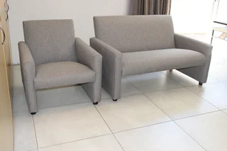 Lounge Suite    ( Gia )