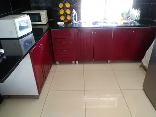 MALE required for a 1bed with en-suite bathroom within a 4bed/4bath apartment. Close to The Atrium