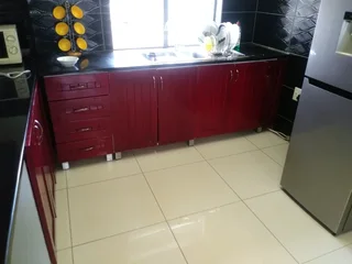 MALE required for a 1bed with en-suite bathroom within a 4bed/4bath apartment. Close to The Atrium