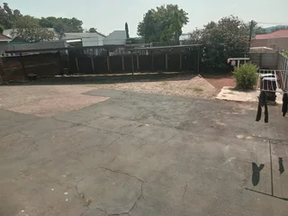 Large Room to let in a house