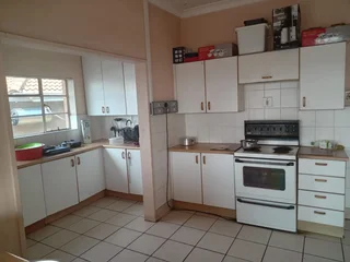 Large Room to let in a house