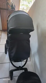 Lova baby pram/stroller