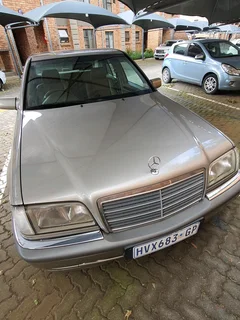 C240 Mercedes Benz 2.4l V6