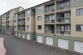 Stunning Two Bedroom Apartment with Garage For Sale!!!