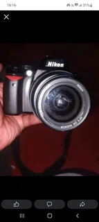 Nikon D40 Camera