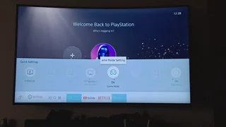 SAMSUNG CURVE 4K SMART TV