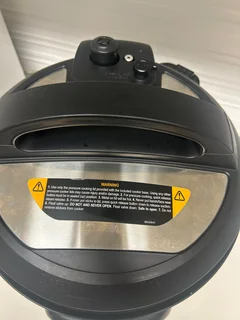 INSTAPOT DUO PRESSURE POT &amp; AIRFRYER IN ONE UNIT!