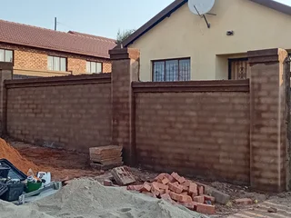 Tiling, building, ceilings, plumbing, paving and painting renovations in all  sides of Pretoria.