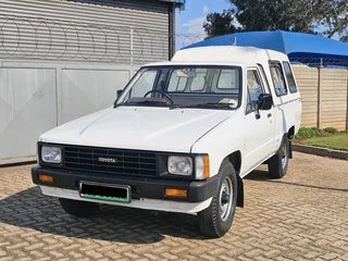 1985 Toyota Hilux 1y 49000KM