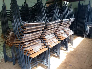 R380 Single Sitter Desk R550 Double Sitter