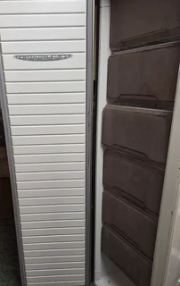 Fridge freezer combo