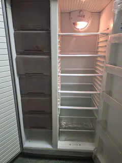Fridge freezer combo