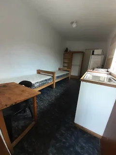 Student accommodation in Krugersdorp West to male students