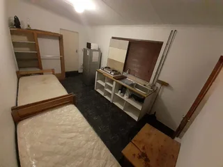 Student accommodation in Krugersdorp West to male students