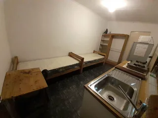 Student accommodation in Krugersdorp West to male students