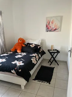 Rooms to rent in 4 bedroom house in Stellenbosch