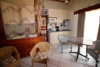 Kensington-Self Catering BACHELOR ROOM