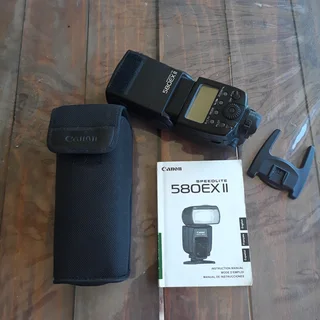 8Canon speedlight 580EX mkii