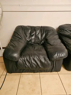 Geniune leather lounge suite