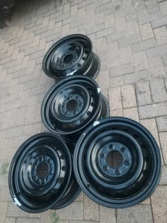 17inch Ford Ranger Standard Steel Rims 6holes A Set Of Four On Sale.