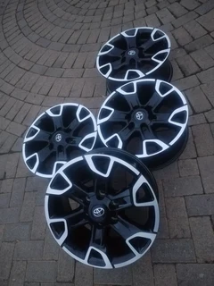 18inch Toyota Legend 50 Magrims 6holes A Set Of Four On Sale.