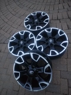 18inch Toyota Legend 50 Magrims 6holes A Set Of Four On Sale.
