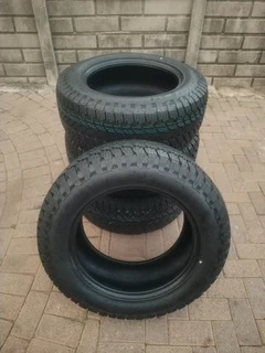 265 60R18 GENERAL GRABBER AT 3 Tyres A Set Of Four On Sale.