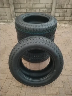265 60R18 GENERAL GRABBER AT 3 Tyres A Set Of Four On Sale.