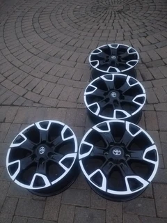 18inch Toyota Legend 50 Magrims 6holes A Set Of Four On Sale.
