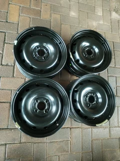 4holes 15inch Nissan Np 200 Standard Steel Rims A Set Of Four On Sale.