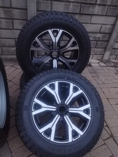 18inch Isuzu Dmax Magrims 6holes &amp; General Grabber Tyres A Set Of Four On Sale