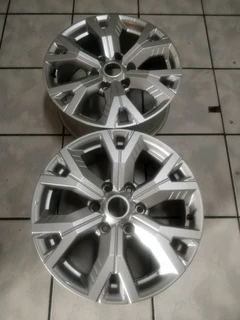 18Inch 6Holes ISUZU DMAX Magrims SILVER A set of four on sale.
