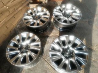 18inch Toyota Magrims 6holes A Set Of Four On Sale.