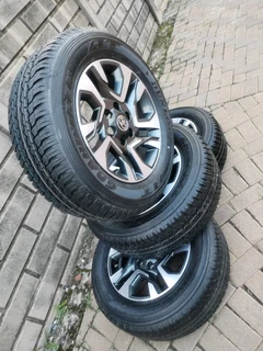 18inch Toyota Hillux!/fortuna Magrims 6holes & Dunlop Grand Trek Tyres 265 60 R18 A Set Of Four.