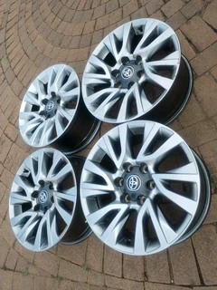 18inch Toyota Hillux /fortuna /prado Magrims 6holes Silver A Set Of Four On Sale.