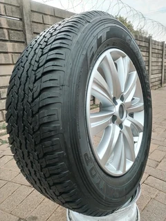 One 18inch Amarok Magrim Silver & Dunlop Grand Trek Tyre 265 60r18 On Sale.