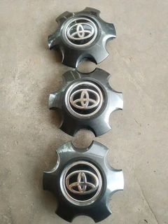 ISUZU Wheel Centre Caps A set of four on sale.