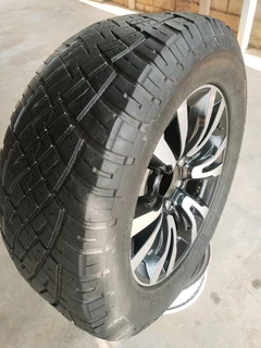ONE  Used 255 60R18 GENERAL GRABBER Tyre &amp; 18Inch ISUZU XRIDER Magrim On Sale.