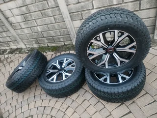 265 60R18 GENERAL GRABBER AT 3 Tyres &amp; 18Inch ISUZU DMAX Magrims 6Holes A set of four on sale.