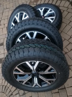 18Inch ISUZU DMAX Magrims 6Holes &amp; GENERAL GRABBER AT 3 Tyres 265 60R18 A set of four on sale.