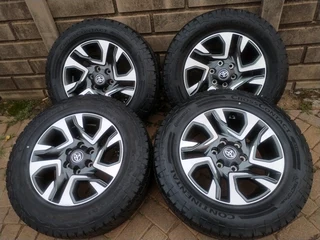 265 60R18 CONTINENTAL CROSS CONTACT Tyres &amp; 18Inch TOYOTA HILLUX /FORTUNA Magrims 6Holes a set .