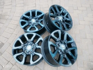18inch Toyota Hillux Magrims 6holes A Set Of Four On Sale.