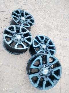 18Inch TOYOTA HILLUX Magrims 6Holes a set of four on sale.