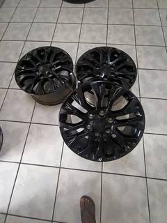 18Inch FORD THUNDER Magrims 6Holes a set of four on sale.