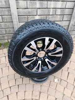 One 265 60r18 Tyre & 18inch Isuzu Xrider Magrim On Sale.