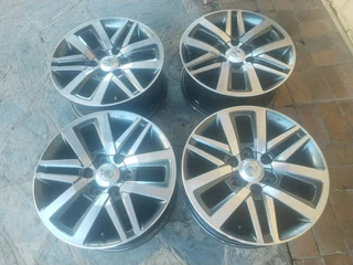 One 18inch Toyota Legend 50 Magrim & Dunlop Grand Trek Tyres 265 60r18 On Sale.