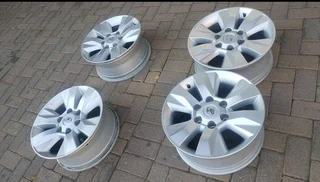17inch Toyota Hillux Magrims 6holes A Set Of Four On Sale.