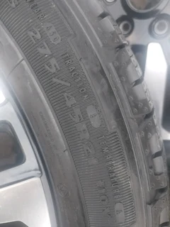 275/45R21 GOOD YEAR WRANGLER TERRITORY HT Tyres &amp; 21Inch  Amarok Magrims 6Holes A set of four.